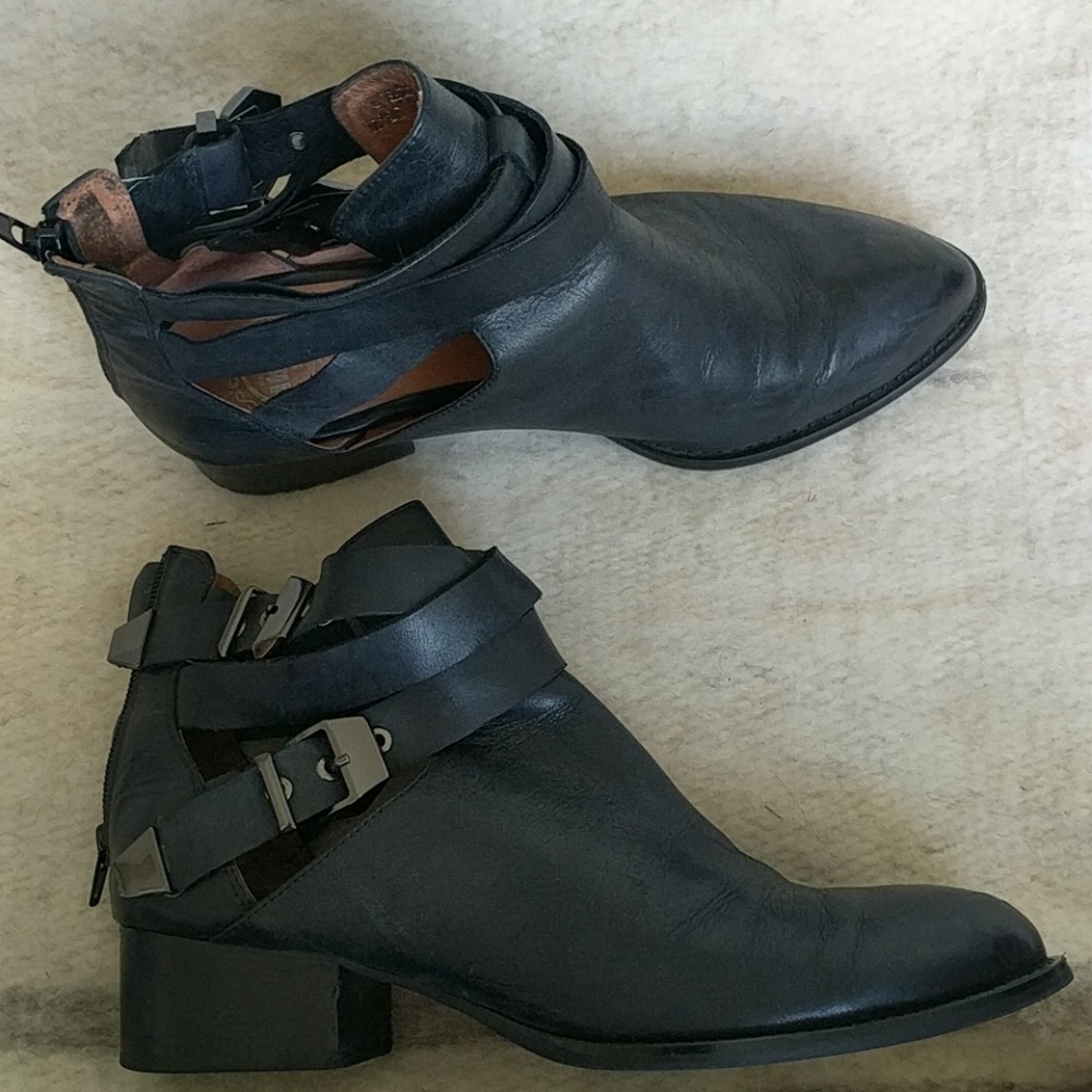 Jeffery Campbell everly