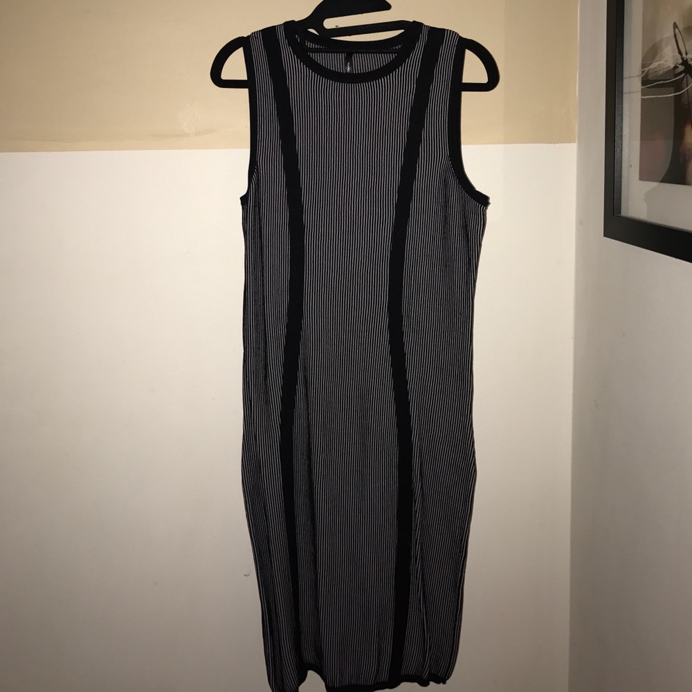 Andrew Marc fitted shift dress