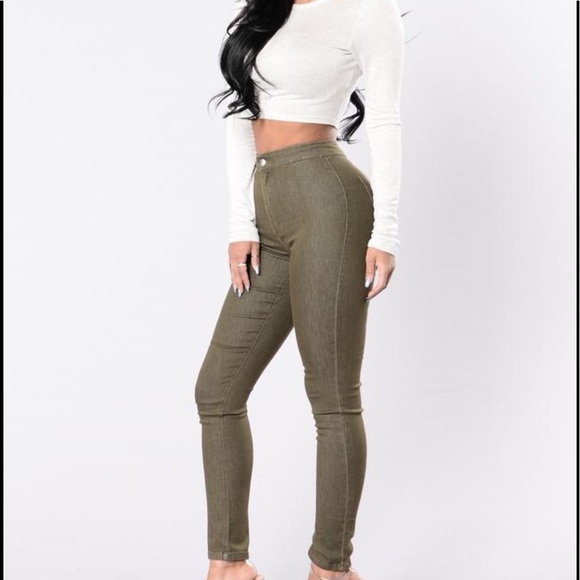 🥀DONATING 9/10 High Waisted Stretch Denim - Picture 4 of 4