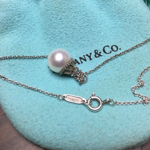 🎁SOLD 🎁 Ziegfeld sterling silver pearl pendant - Picture 1 of 3