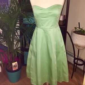 Calvin Klein Strapless dress w/sweetheart neckline