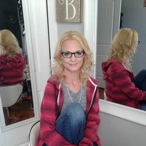 Meet your Posher, Stacey