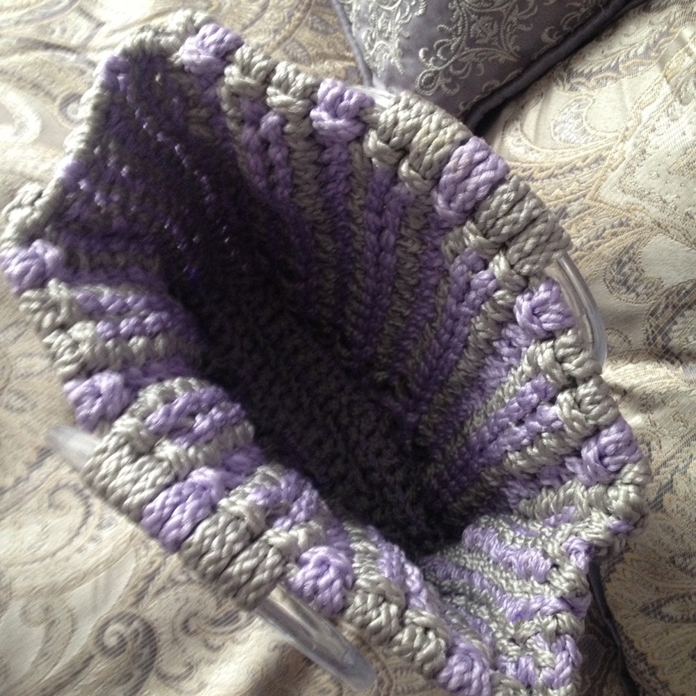 Spring/Summer Woven Handbag - Picture 3 of 6