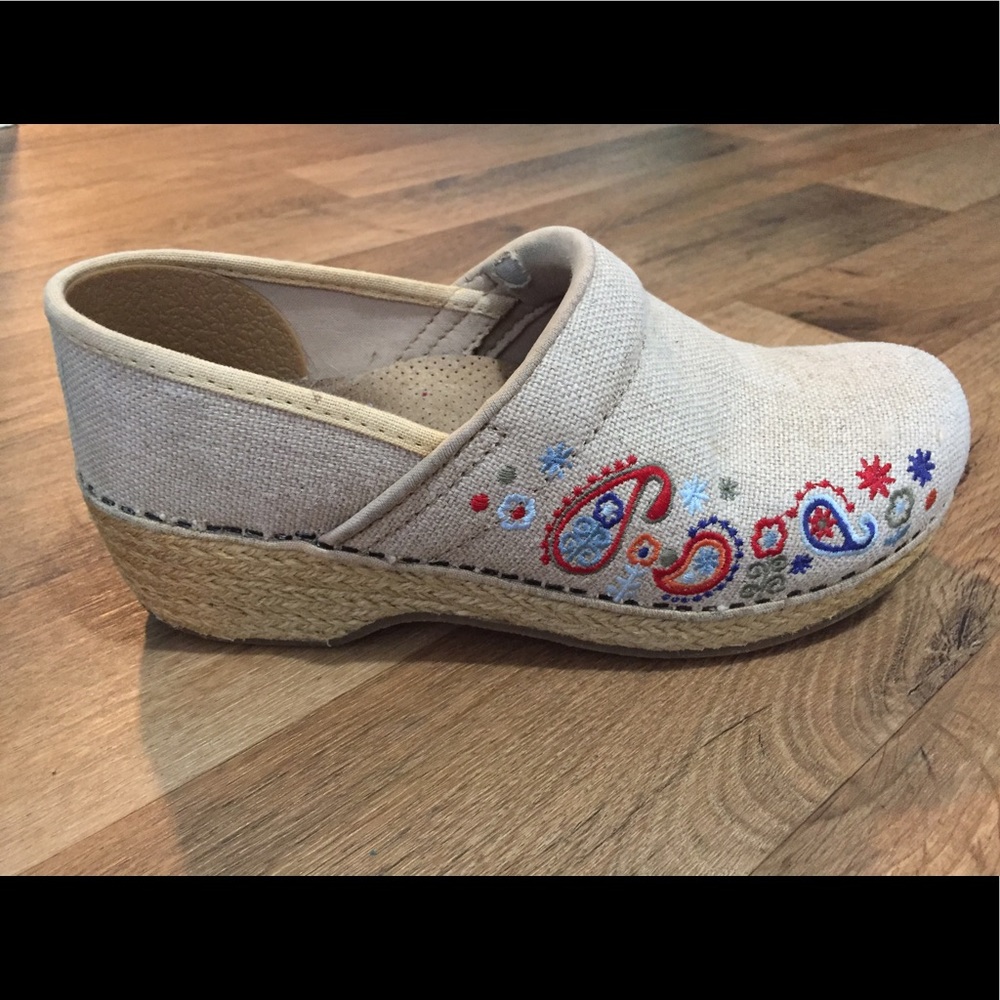Dansko shoe clogs