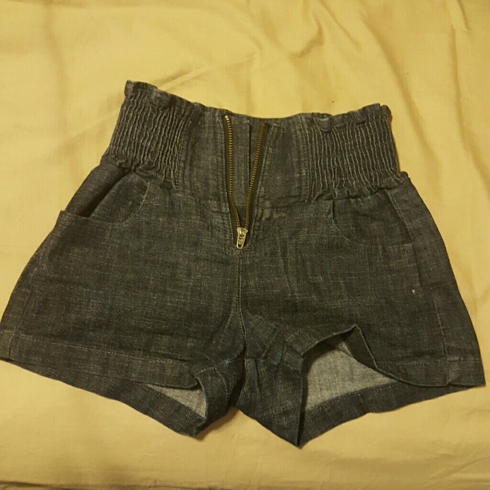 Butt lifting High waist Denim Shorts