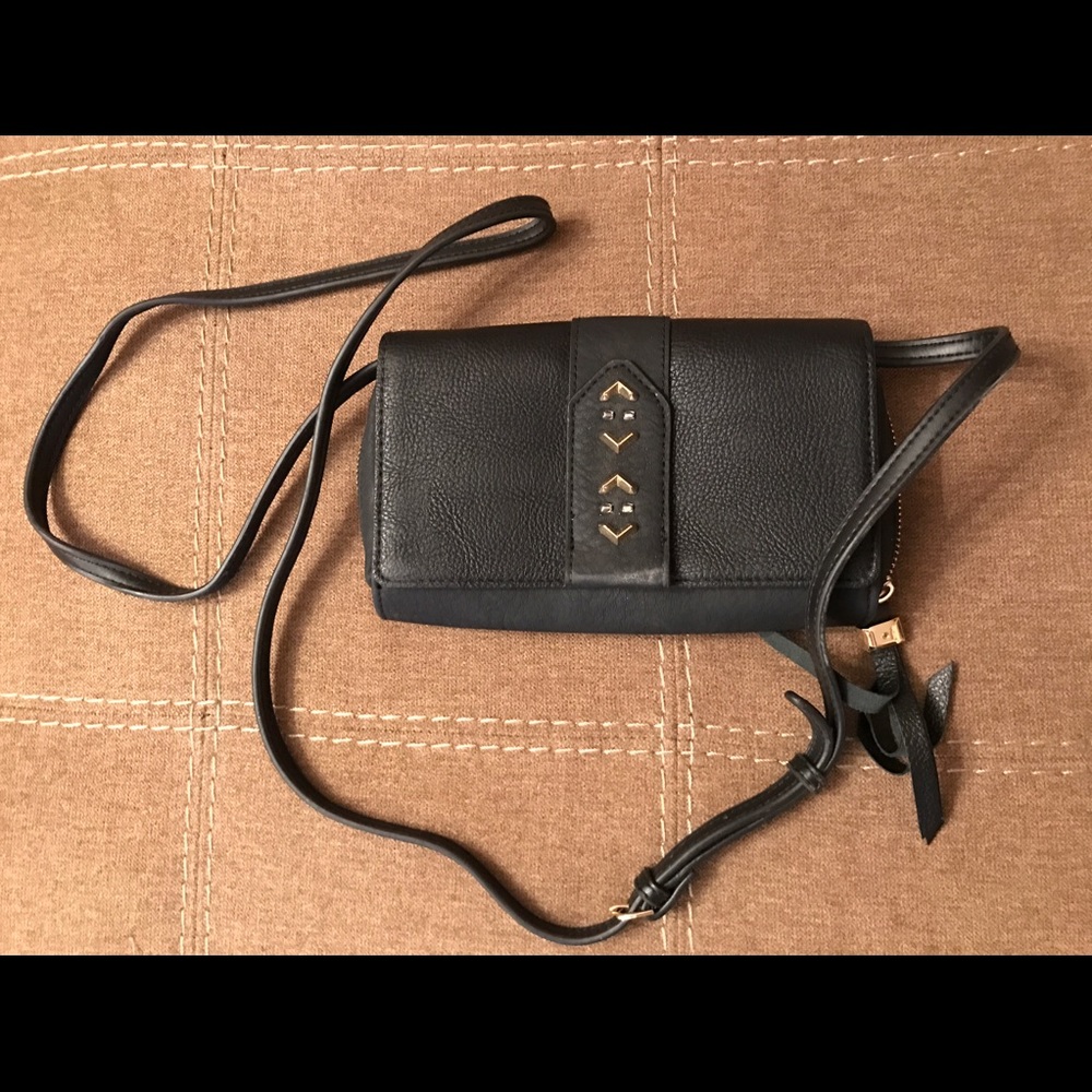 Stella and Dot clutch/ cross body