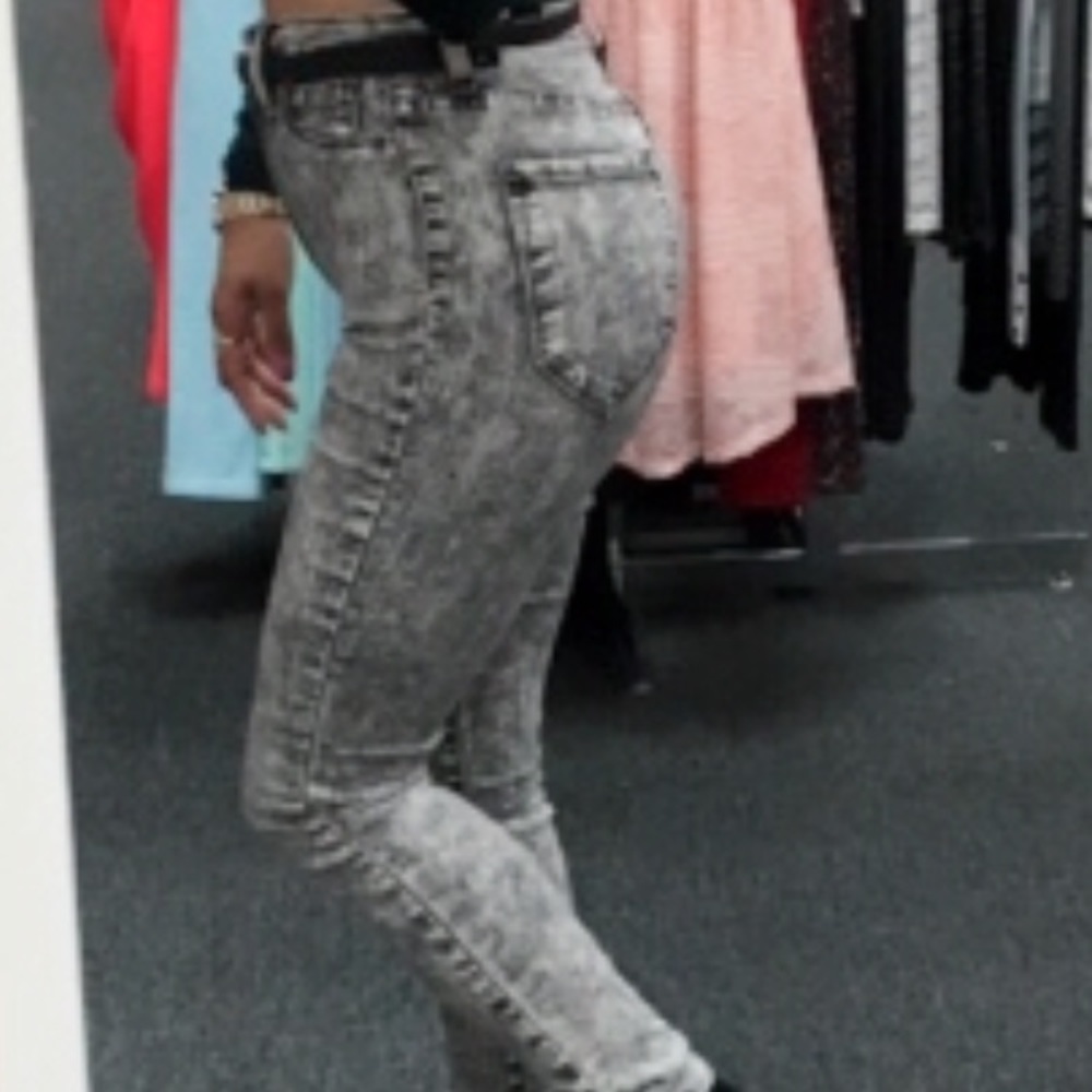 High waist skinny🔴SOLD🔴