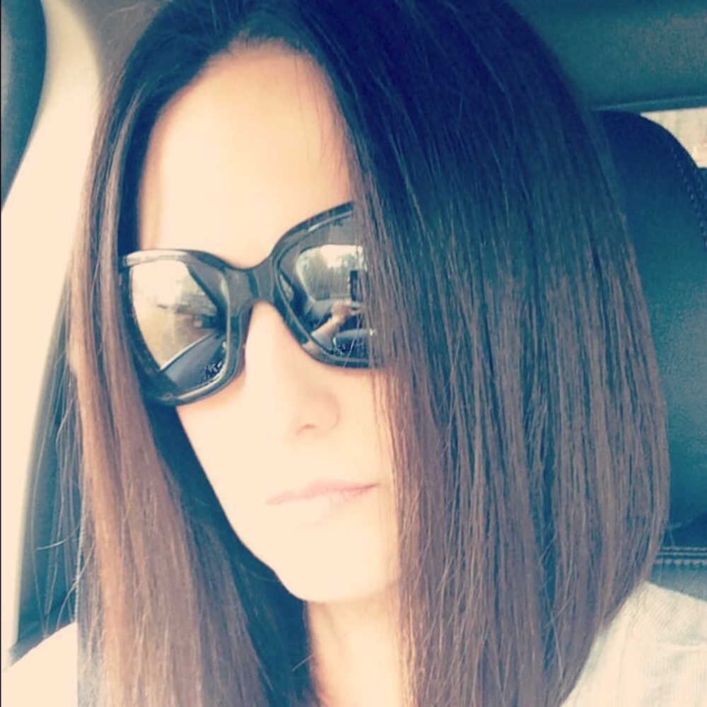 Meet your Posher, Liz