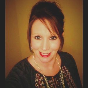 Meet your Posher, Leslie