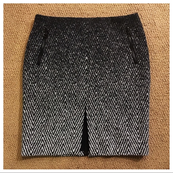 ⭐ NEW ⭐ rag & bone Tweed Ombré Bureau Skirt - Picture 4 of 8