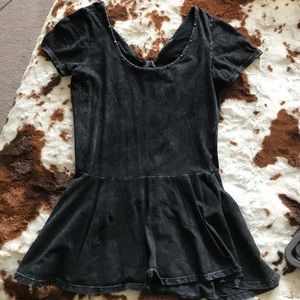 Stonewash black tshirt with detail