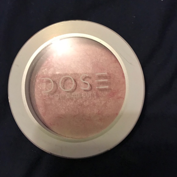 Dose of Colors baked highlighter in Pearl Dust - Picture 2 of 3