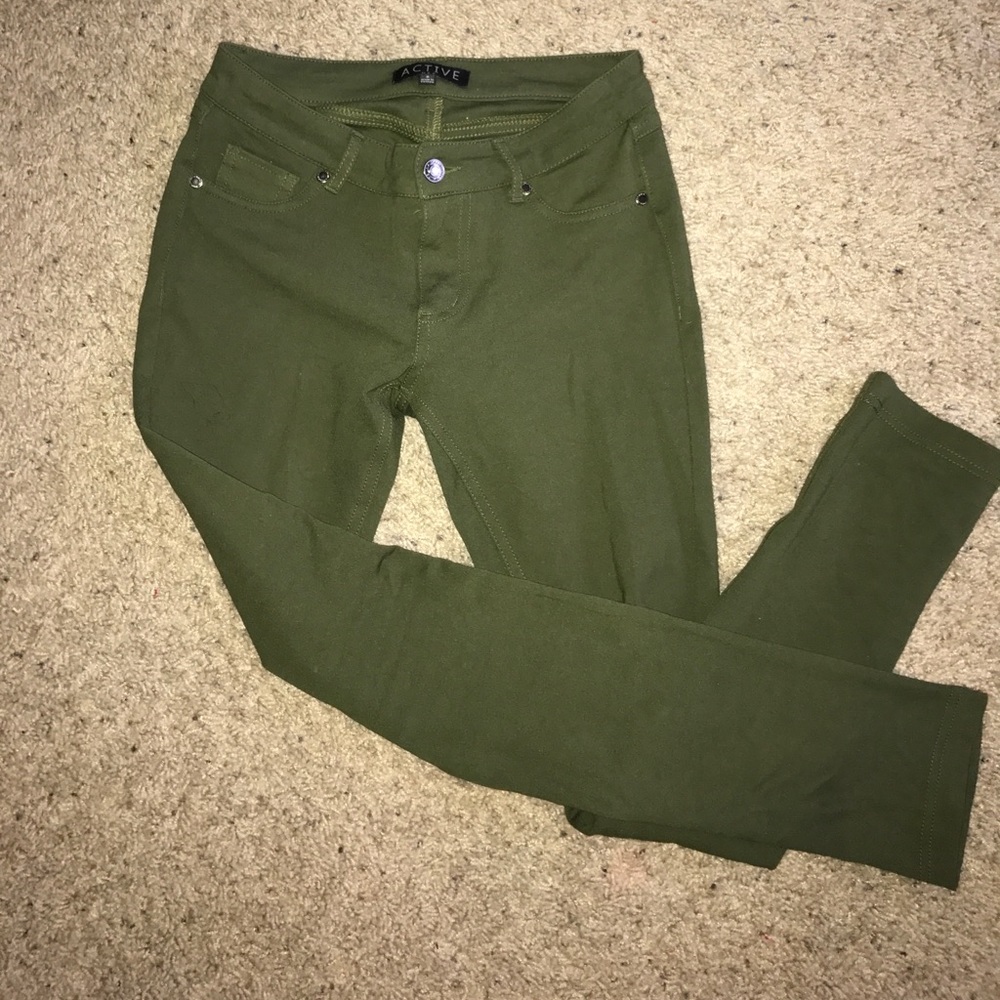 🆑 2 for $10 Army green jeggings🍃