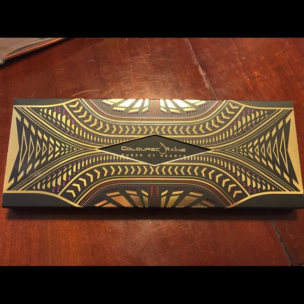 Coloured Raine Queen Of Hearts