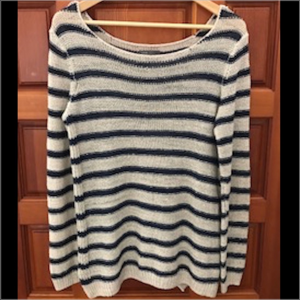 Vince striped pullover sz m