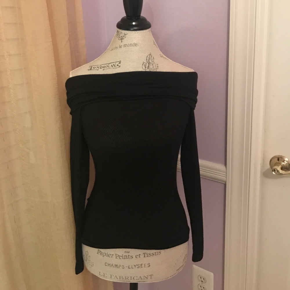 Nordstrom black off-the-shoulder top