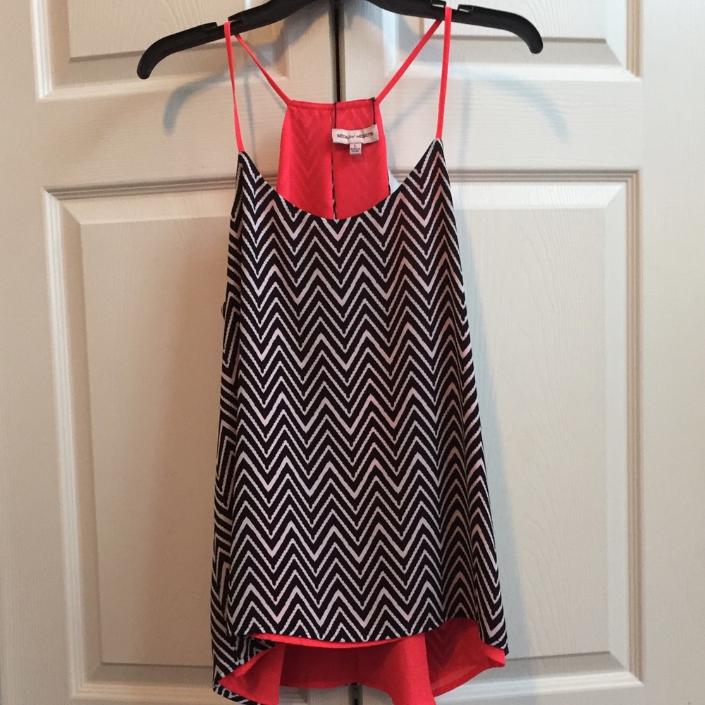 Flowy tank in black, white, and pink