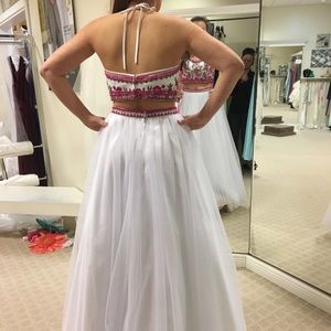 BRAND NEW PROM DRESS NEVER WORN