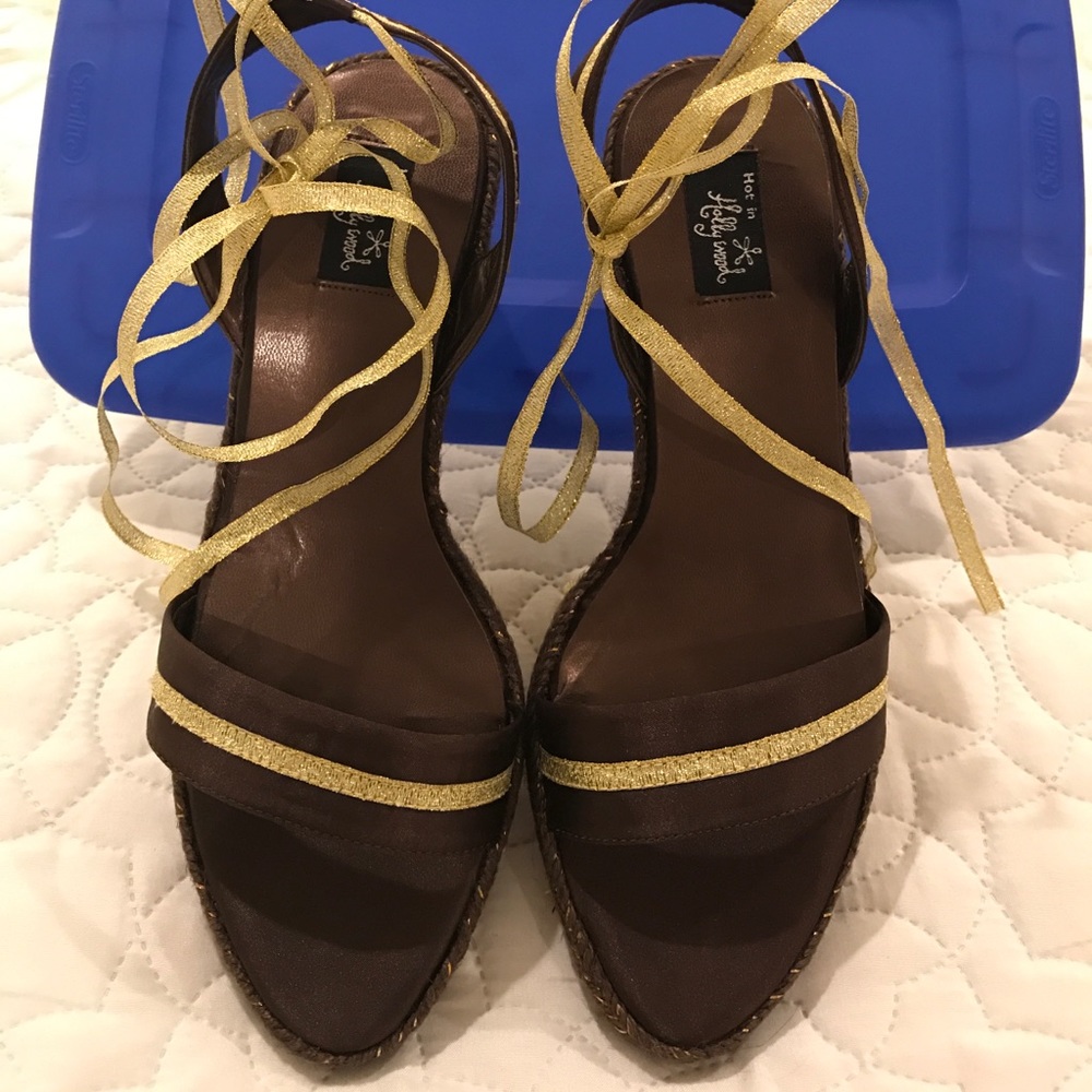 Ladies sandals