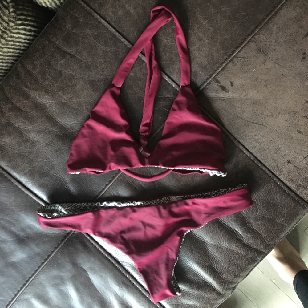 Acacia red fruit yelapa/hookipa