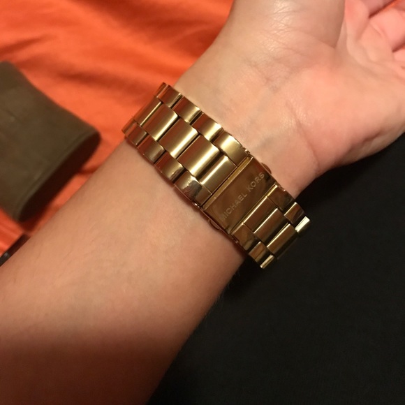 Gold Michael Kors Watch - Picture 2 of 4