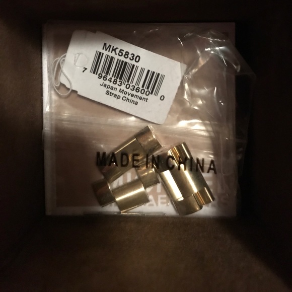 Gold Michael Kors Watch - Picture 4 of 4