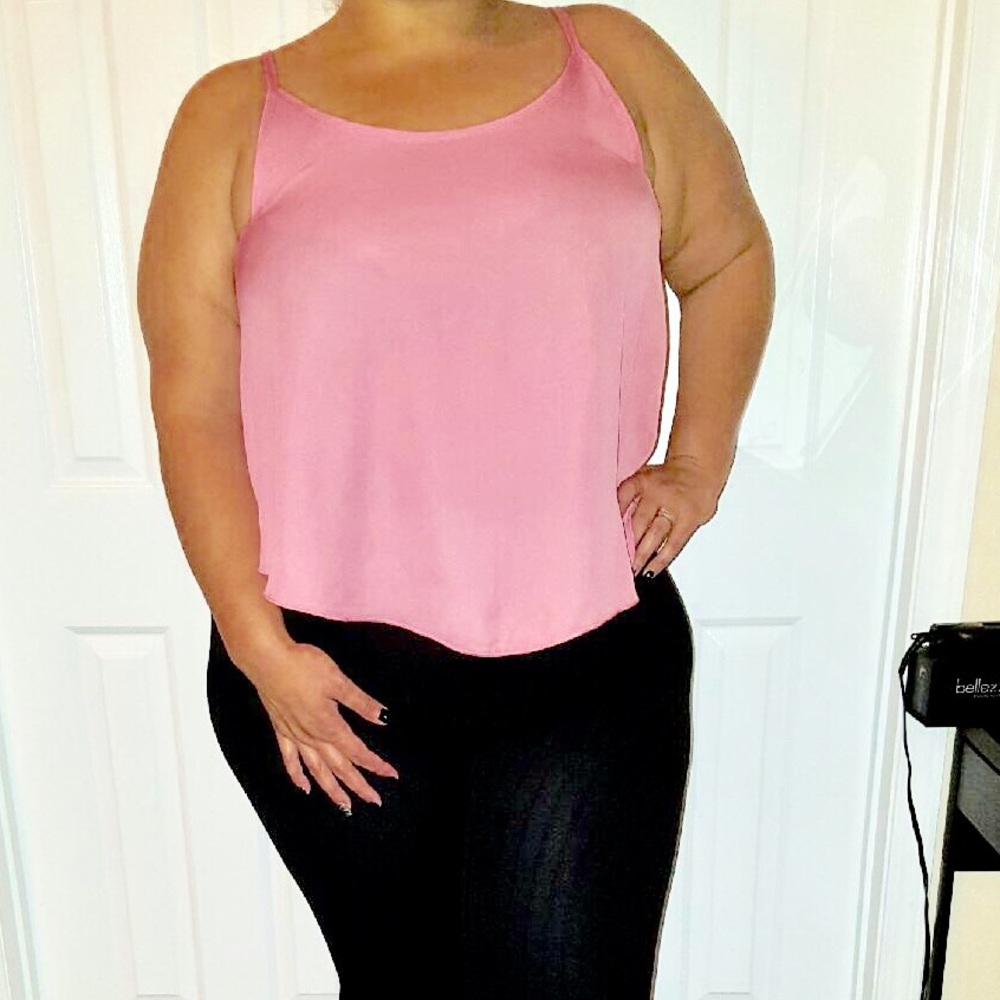 Flowy tank top (pinkish in color)
