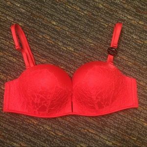 Victoria's secret bombshell add 2 cups bra 32b nwt