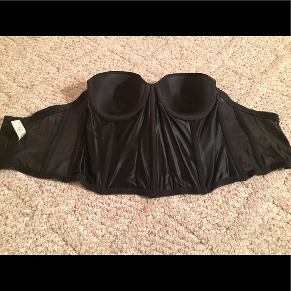 Dominique. Model # 8541. Strapless bra. 34D - Picture 3 of 4