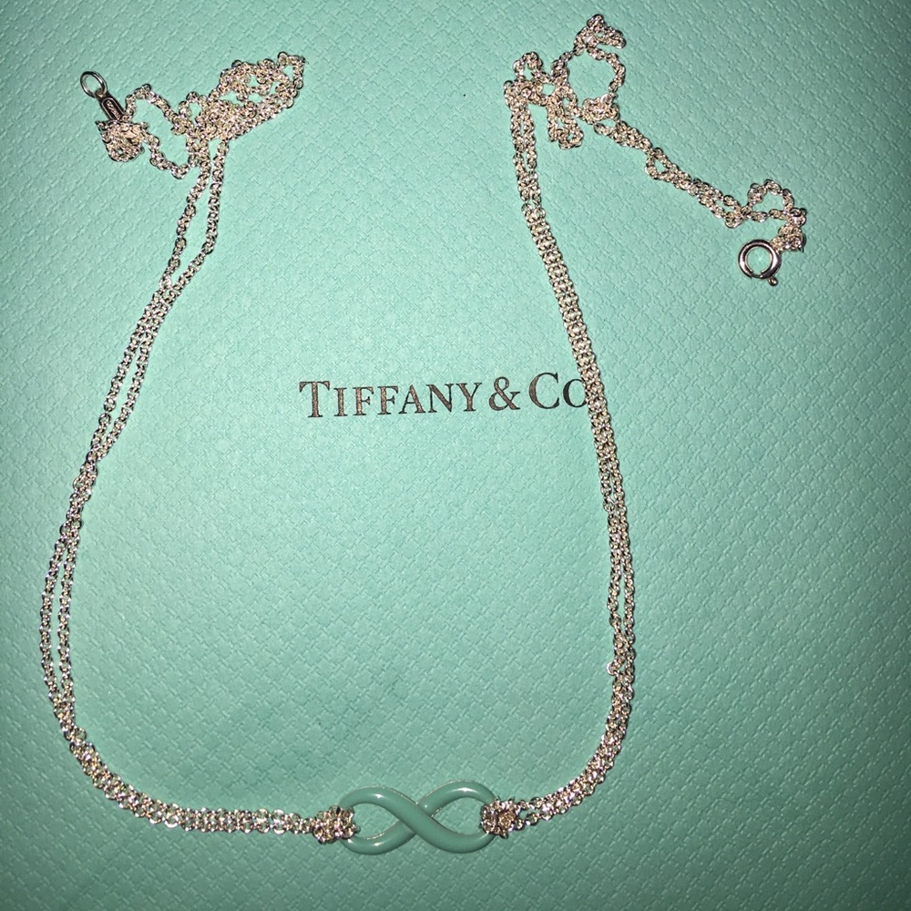 Tiffany & Co Infinity Pendant & Double chain