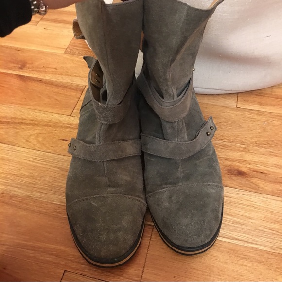 Ankle boot - Picture 1 of 3