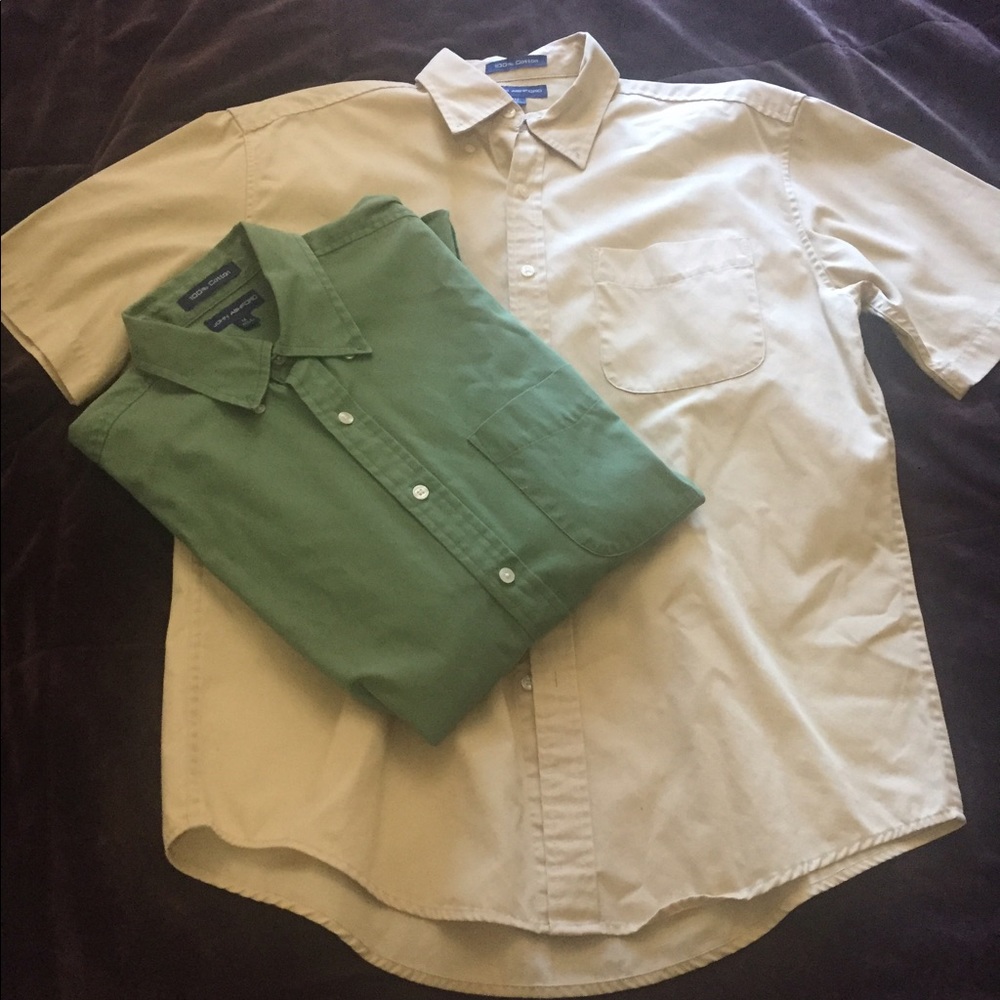 Two men's size medium short sleeve button down
