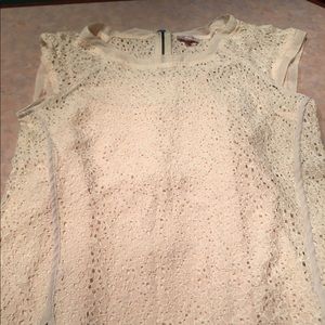 Super adorable cap sleeve shirt