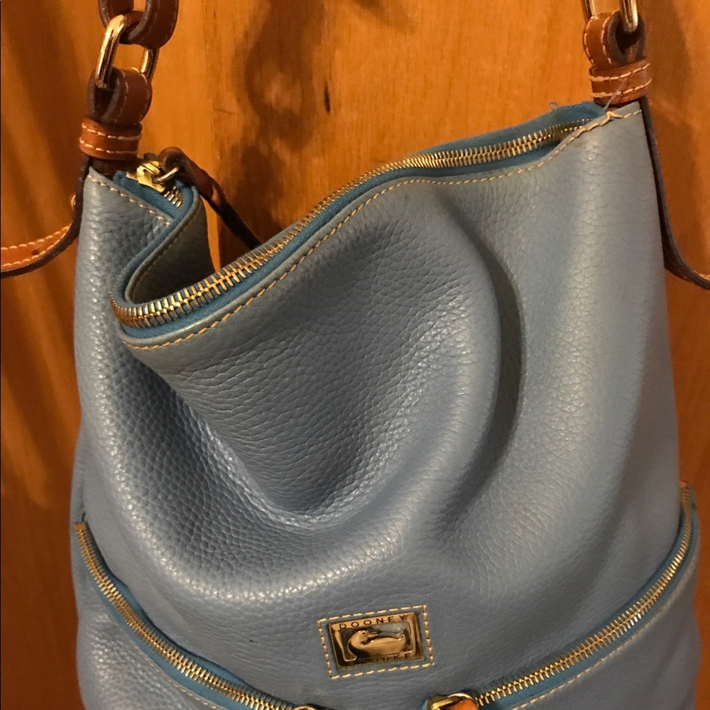 ❄️❄️HOT PICK❄️❄️Dooney & Bourke❄️ - Picture 6 of 7
