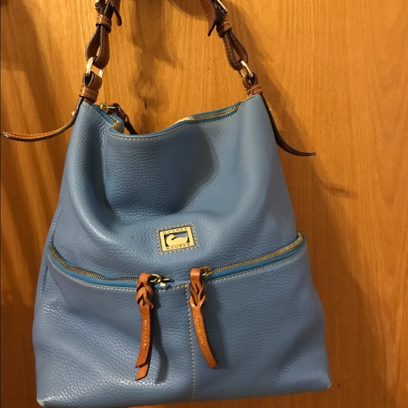 Dooney & Bourke Handbags - ❄️❄️HOT PICK❄️❄️Dooney & Bourke❄️