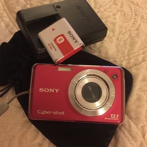 Sony Cybershot Camera 12.1 Mega Pixel