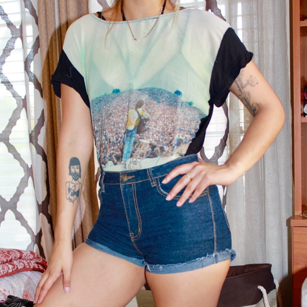 Cotton On top & High waisted shorts (Bundle of 2)