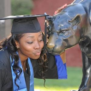 Meet your Posher, Mercedes