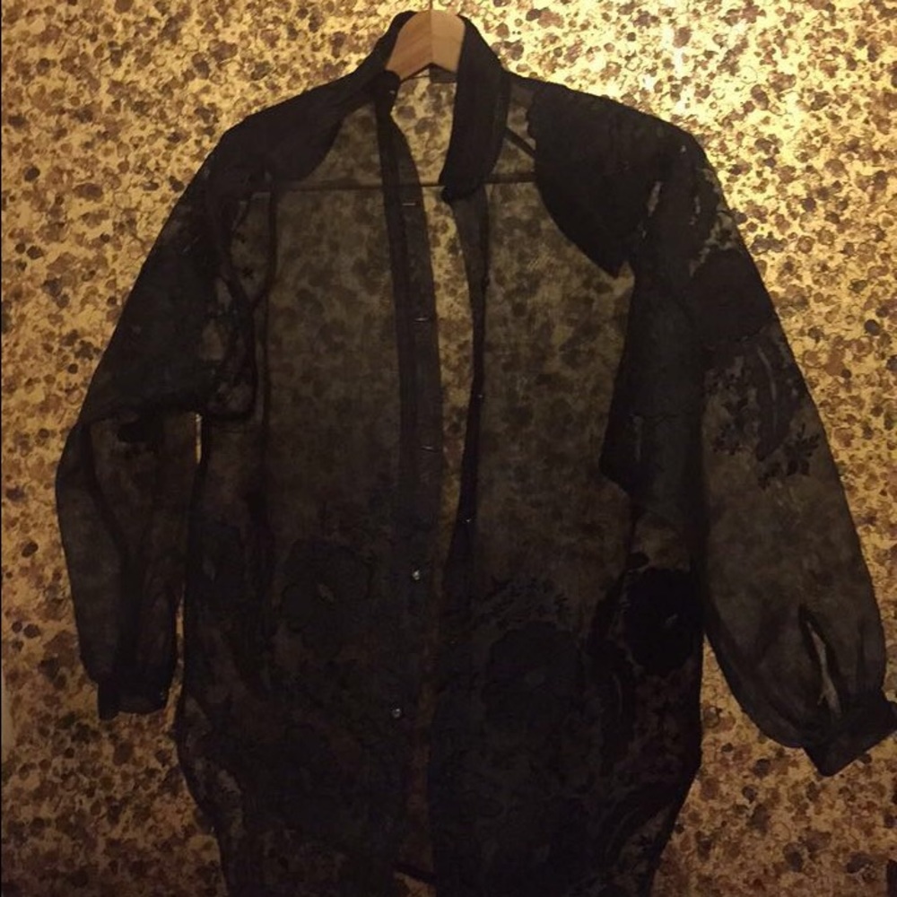 Custom-made black long sleeve shirt with lace