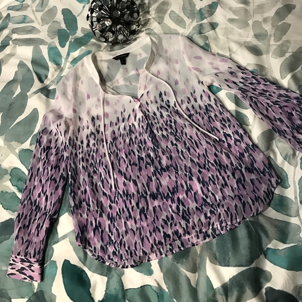 Banana Republic purple white and blue pattern top