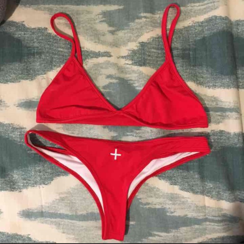 COULBOURNE Gaeda Bottoms in Red
