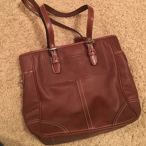 Coach leather shoulder purse