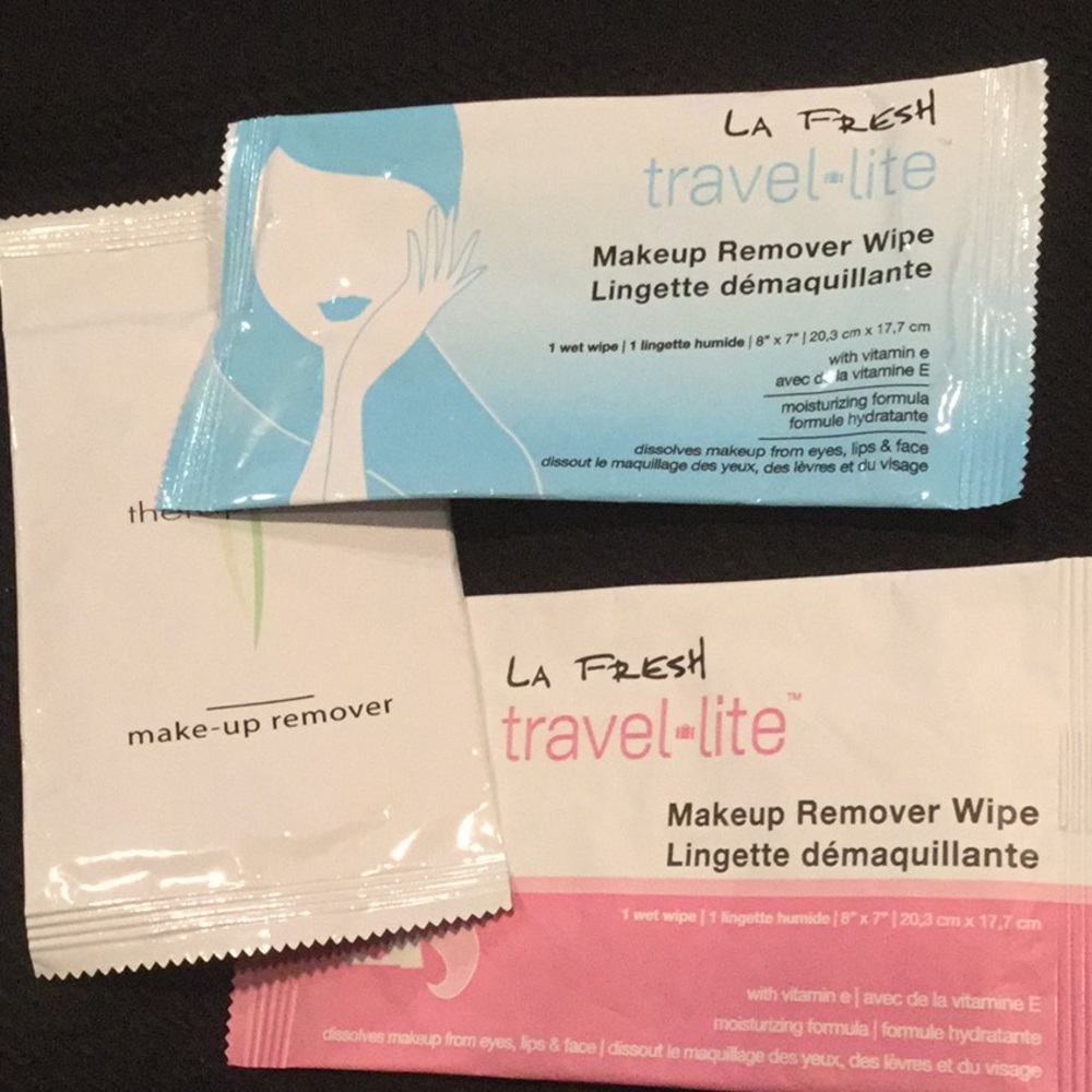 Individual Makeup Remover Cloths 18