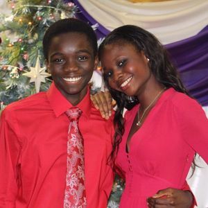 Meet your Posher, Nana esi