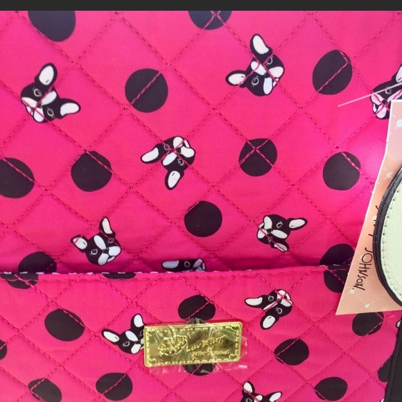 Betsey Johnson Fuchsia Frenchie Weekender Duffel - Picture 4 of 8
