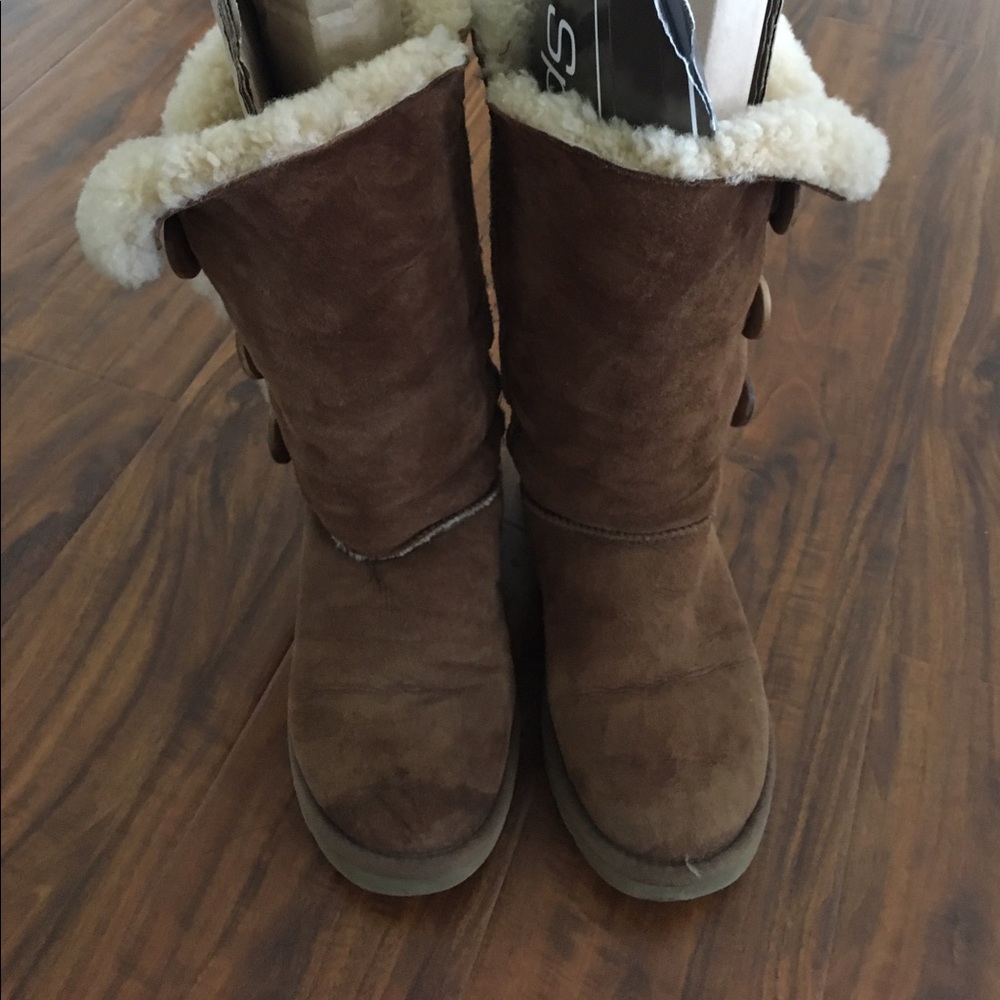 Ugg