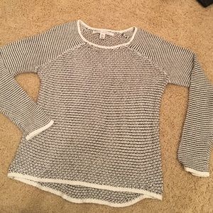 Max Studio sweater size Large