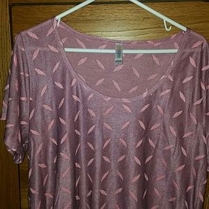 BNWT LulaRoe XL Classic Tee