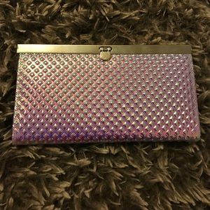 Iridescent wallet