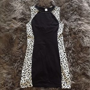 Mini Black Dress with animal print.